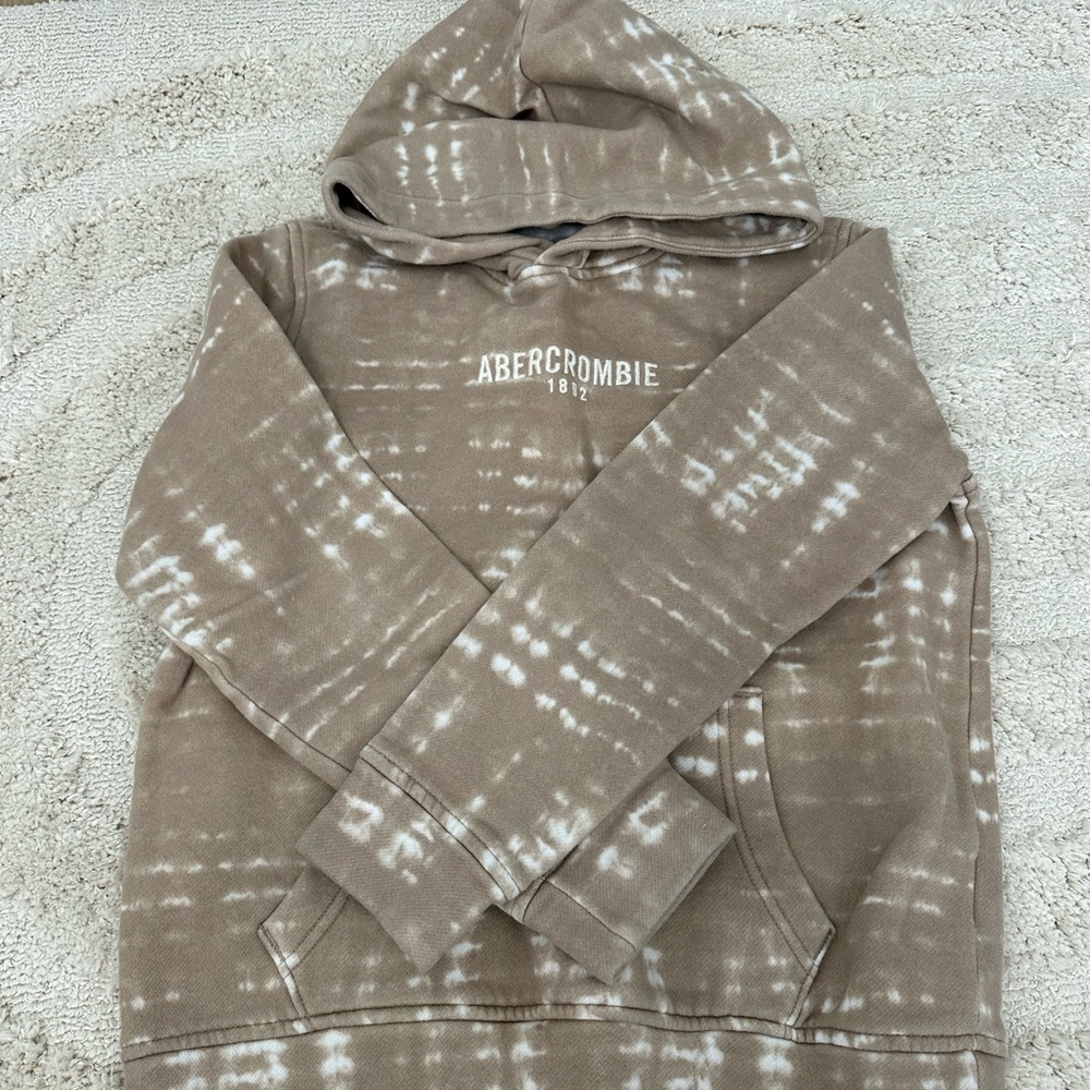 Boys abercrombie sweatshirt